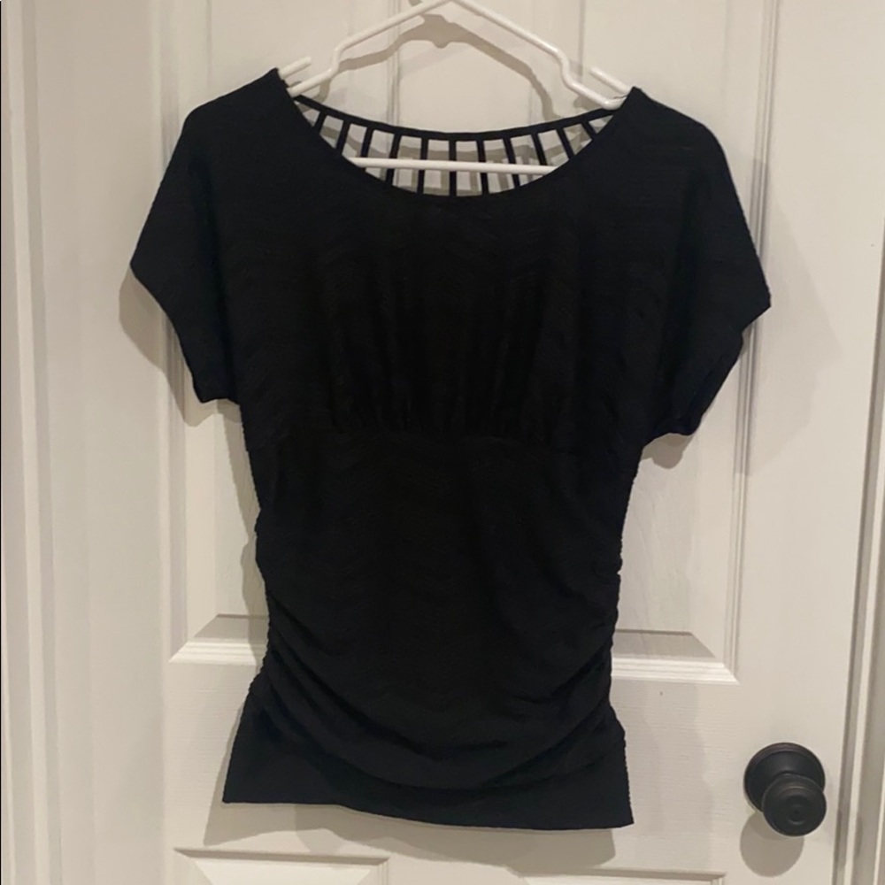Women’s fashion shirt